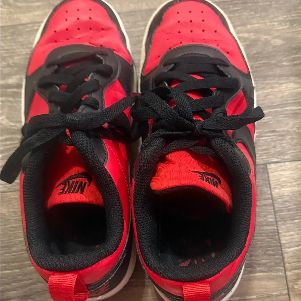 Nike Black and Red Athletic Shoes